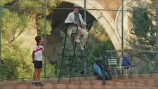 Nanni Moretti as a tennis chair umpire