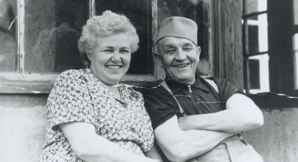 Paula Schmidt and Arthur Schmidt