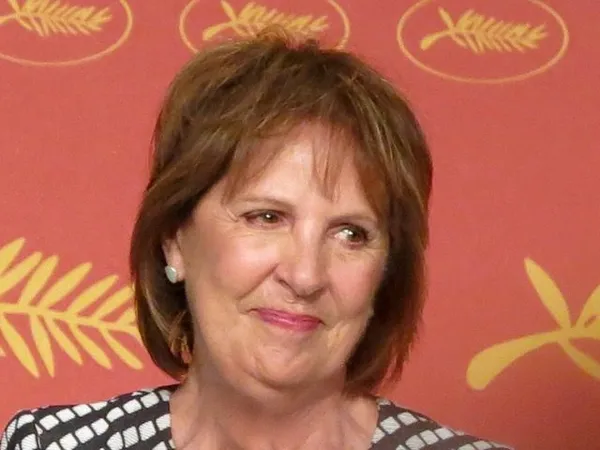 Penelope Wilton