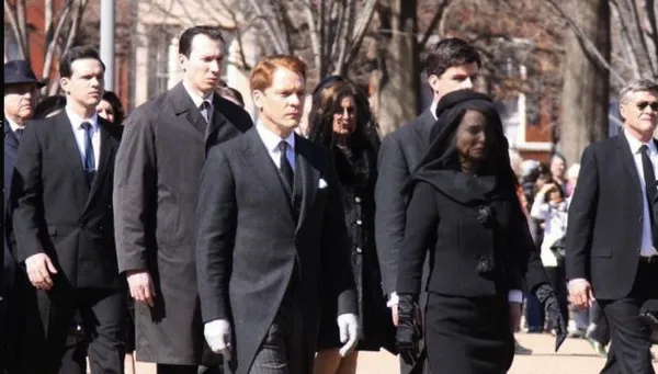 Peter Sarsgaard and Natalie Portman in Jackie