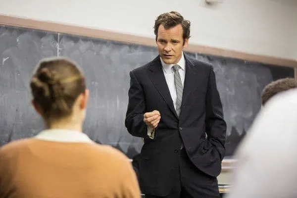 Peter Sarsgaard as Stanley Milgram in Experimenter