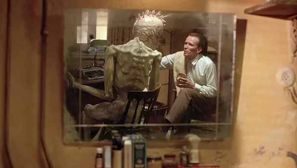 Peter Weller in Naked Lunch
