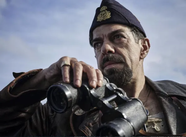 Pierfrancesco Favino in Comandante 2
