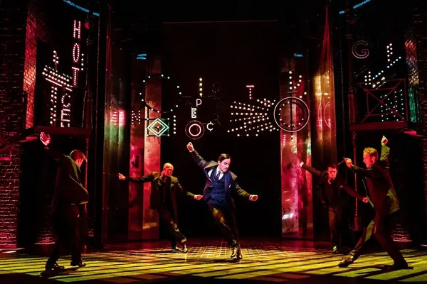 Ramin Karimloo and the cast of Funny Girl 2