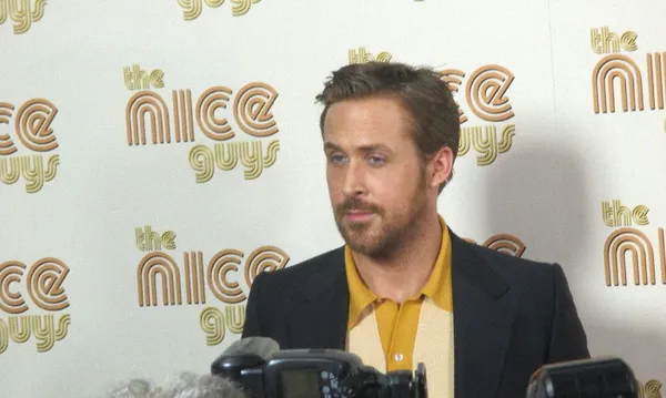 Ryan Gosling with Ben Mendelsohn
