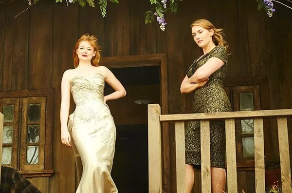 Sarah Snook and Kate Winslet