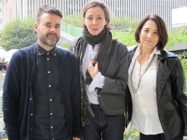 Sebastián Lelio, Anne-Katrin Titze, Paulina García overlooking the plaza of Lincoln Center.