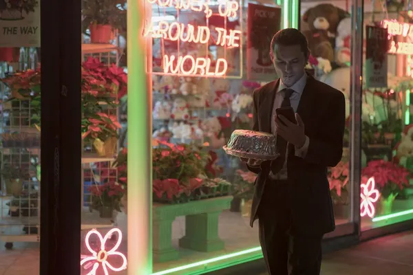 Shiloh Fernandez in The Birthday Cake