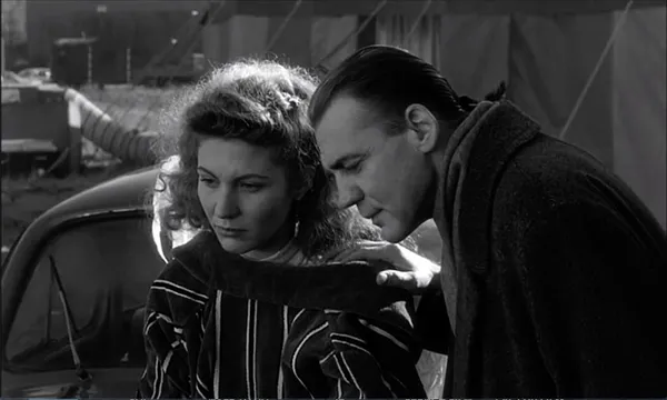 Solveig Dommartin and Bruno Ganz