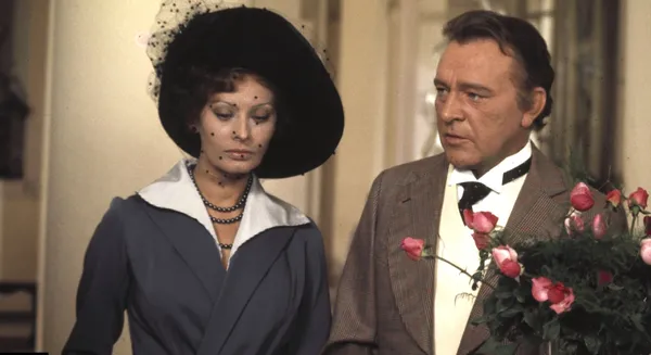 Sophia Loren with Richard Burton in The Voyage