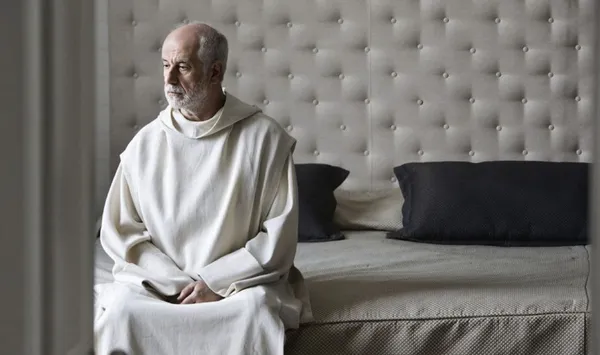 Toni Servillo in The Confessions