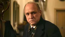 Vera’s father (Ulrich Tukur)