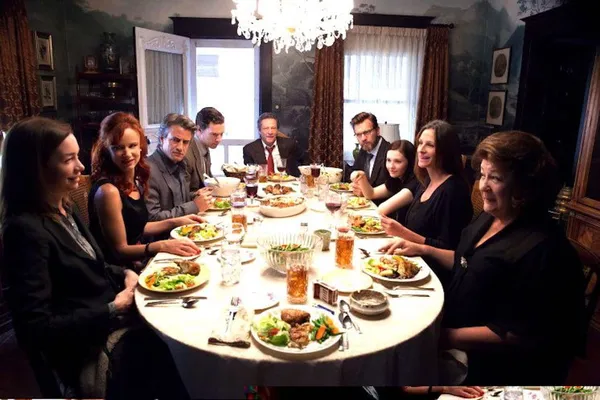 Weston family dinner in August: Osage County 2