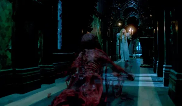 A ghost in Crimson Peak