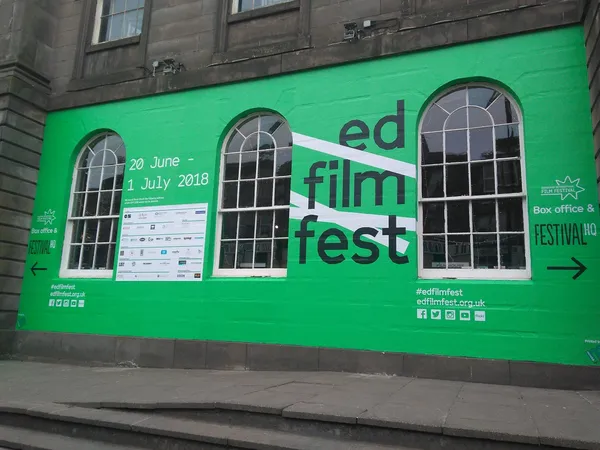 EIFF green livery