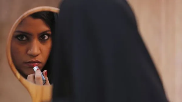 Lipstick Under My Burkha