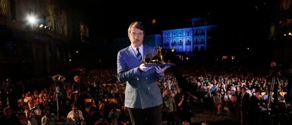 Spanish director Albert Serra with his Locarno's Golden Leopard for Story of My Death (Historia de la Meva Mort)