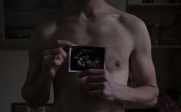 Seahorse: The Dad Who Gave Birth 2