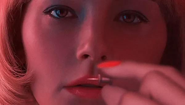 Haley Bennett in Swallow 3