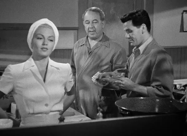 The Postman Always Rings Twice 5